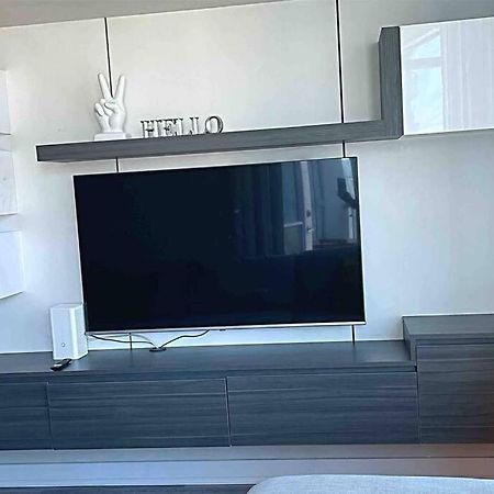 Exquisite Condos By Cn Tower- Dwtown , To Toronto Exterior foto